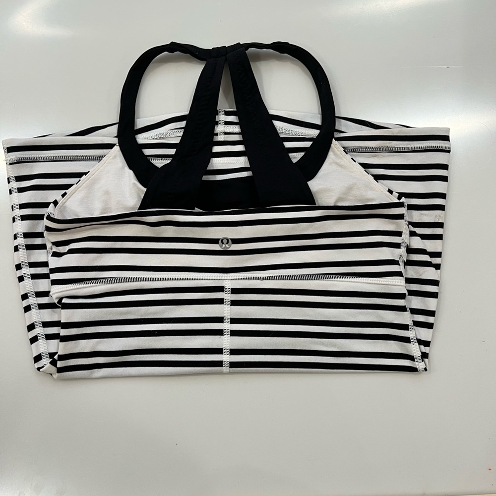 Lululemon tank size 8